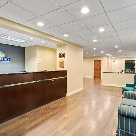 Days Inn - チャペル・ヒル エクステリア 写真