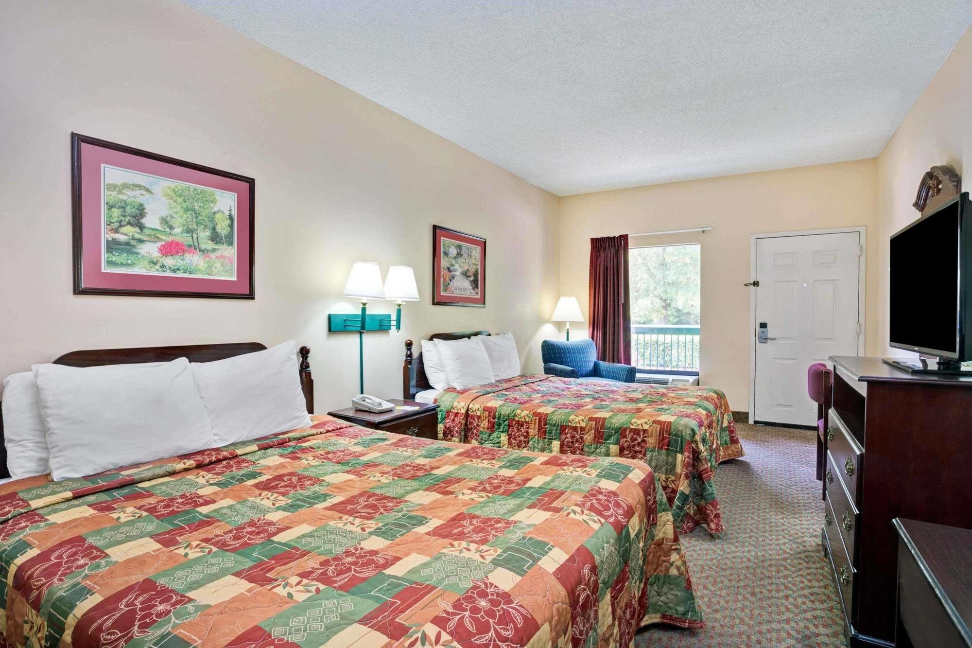 Days Inn - チャペル・ヒル エクステリア 写真